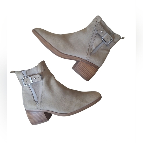 Lucca Lane Meyna Taupe Suede Ankle Boots – Size 7 - Picture 2 of 15